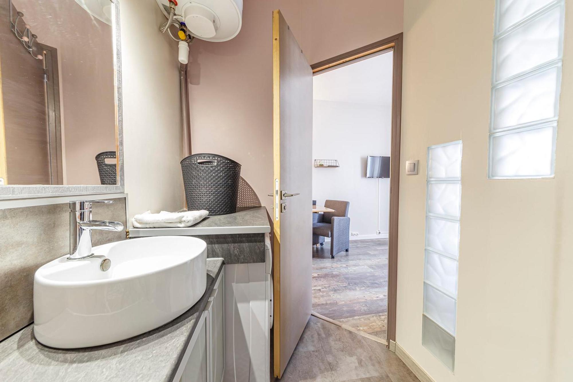 Le Garnier - Studio Au Coeur De La Doutre Apartment Angers Exterior photo